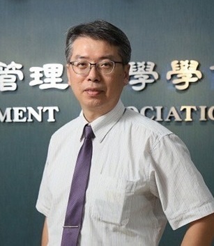 李慶芳